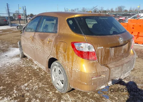 2009 Toyota Matrix z USA, uszkodzony, nr VIN 2T1KU40E99C041908